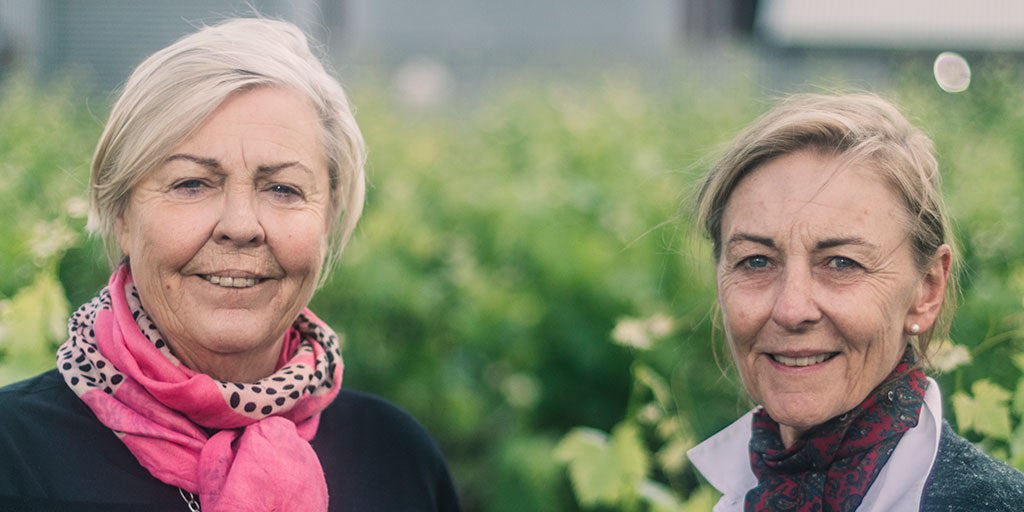 Ang & Bec Tolley